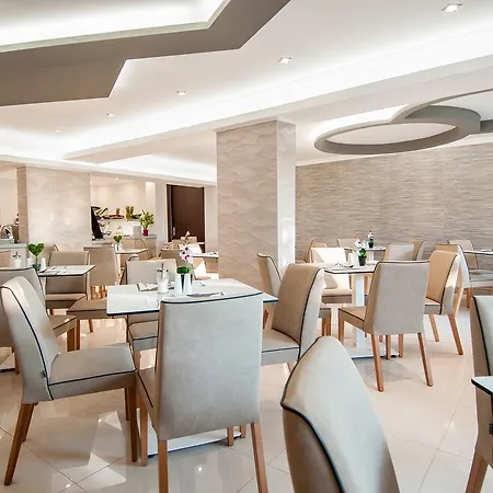 Garden Palace فندق 4*